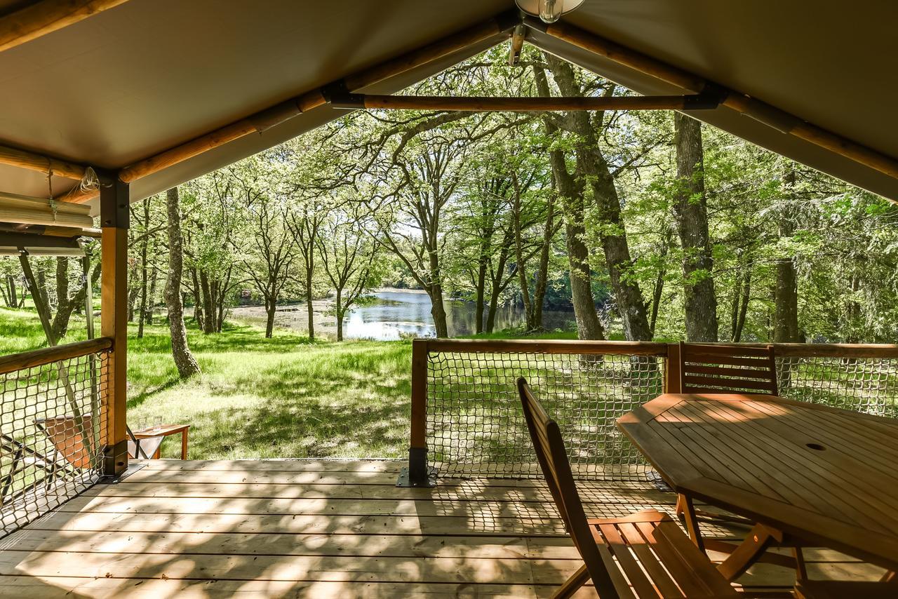 Les Etangs De Taysse Hotel Espagnac Exterior foto