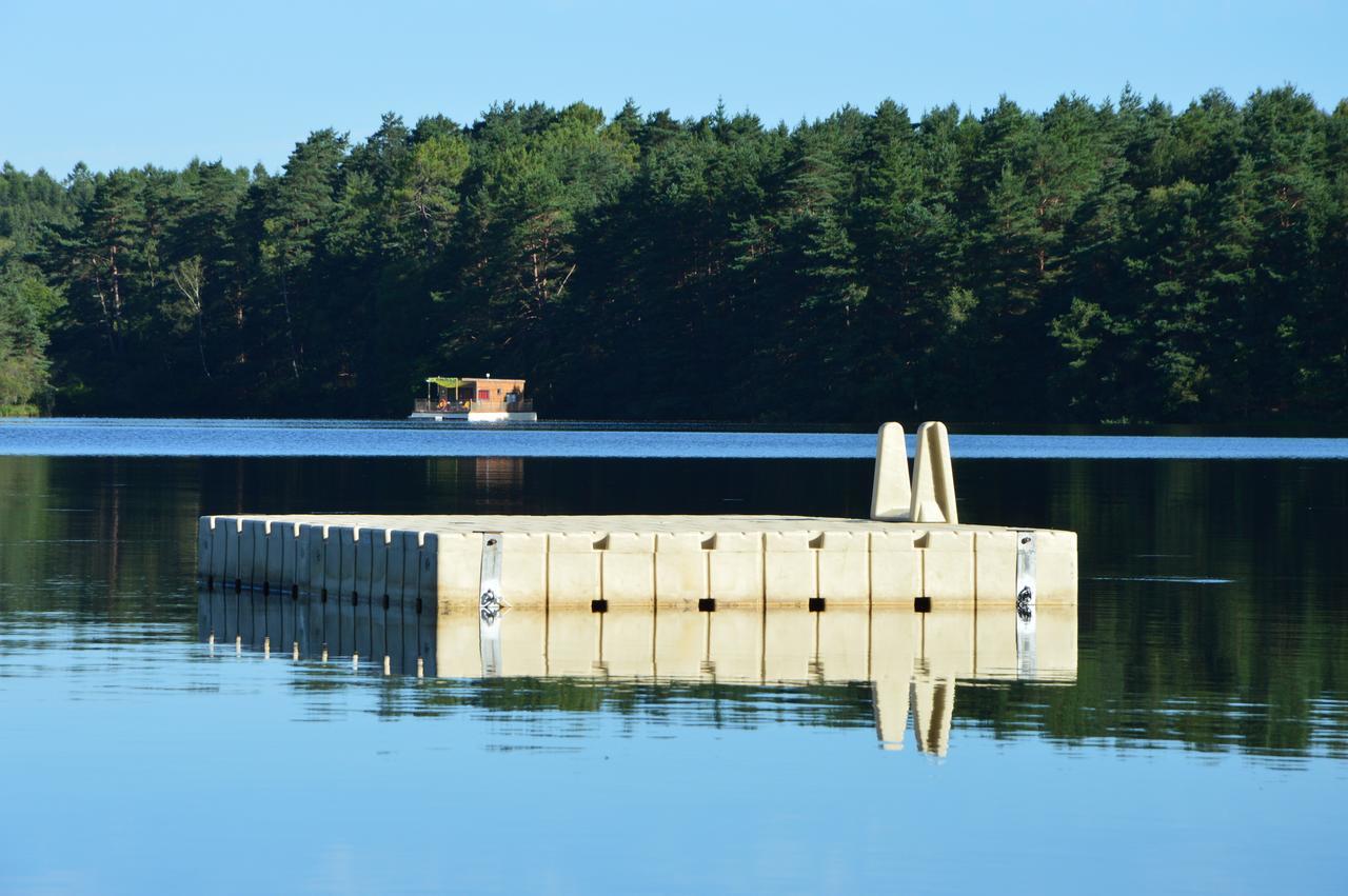 Les Etangs De Taysse Hotel Espagnac Exterior foto