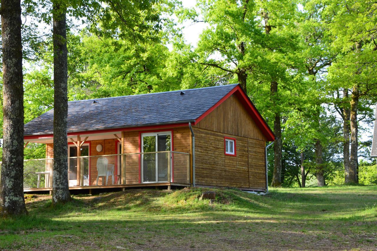 Les Etangs De Taysse Hotel Espagnac Exterior foto