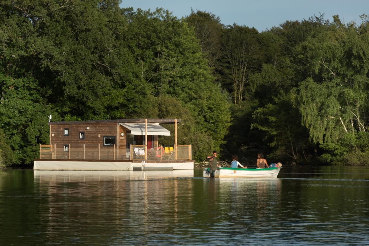 Les Etangs De Taysse Hotel Espagnac Exterior foto